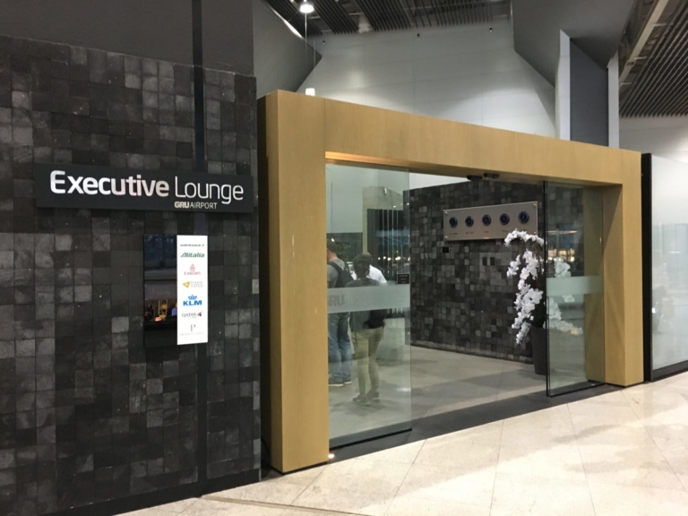 グアルーリョス空港第三ターミナルでプライオリティパスが利用できるラウンジ「Exective Lounge GRU Airport」レビュー